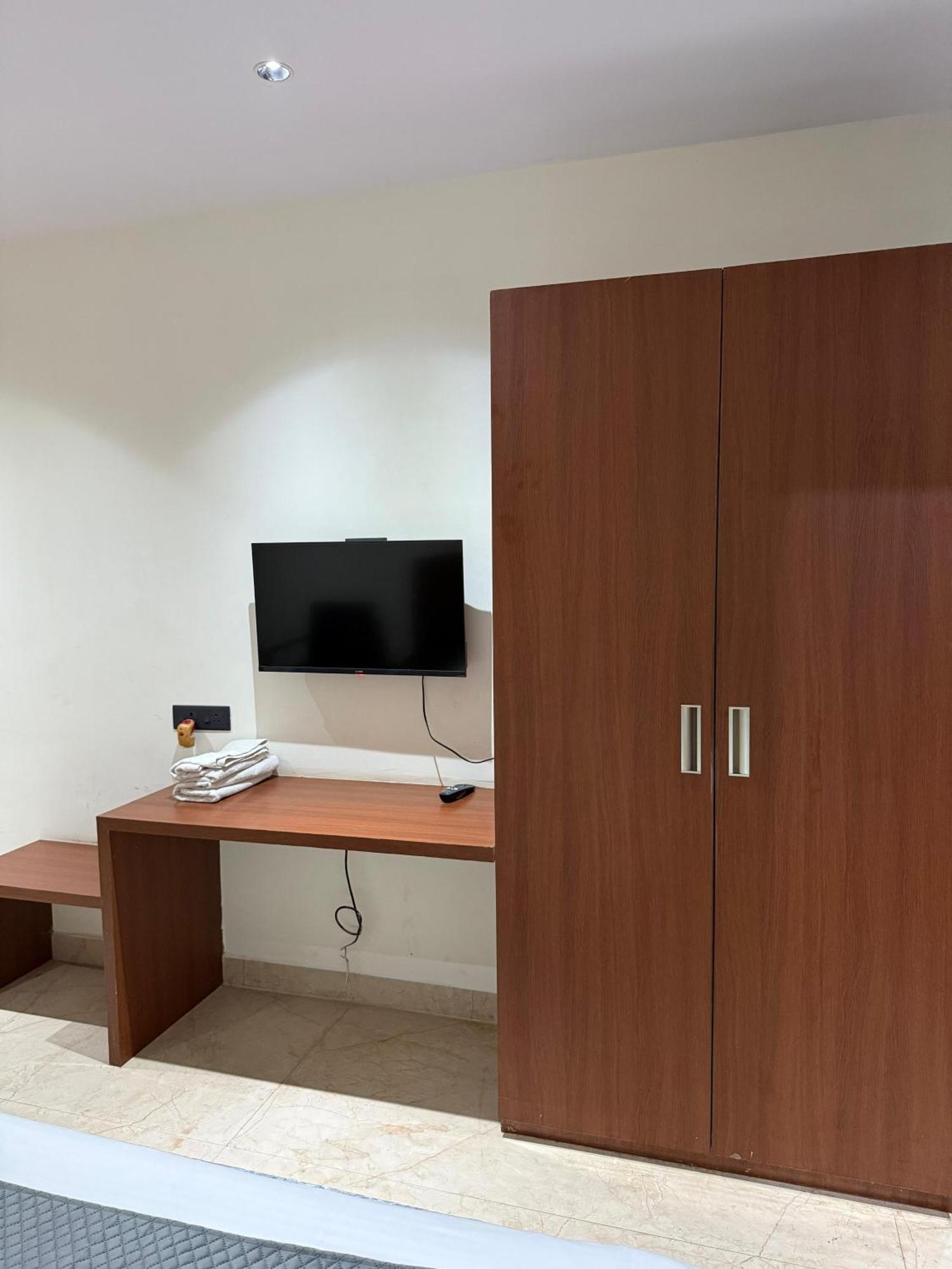 Agarwal'S Residency Hotel Visakhapatnam Exterior photo